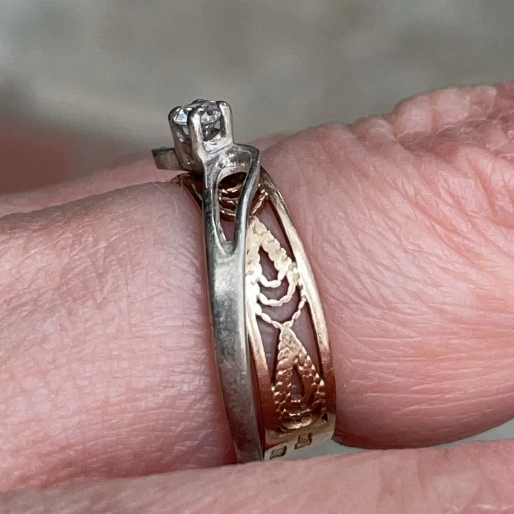 Antique sterling silver ring with genuine crystal